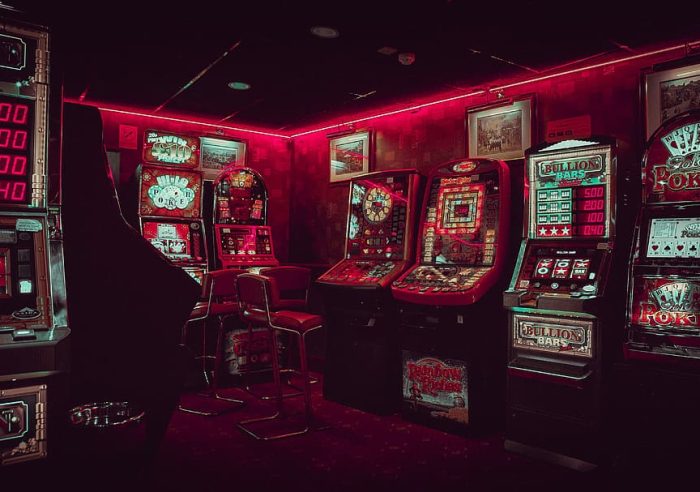 arcade-chair-arcade-machine-retro